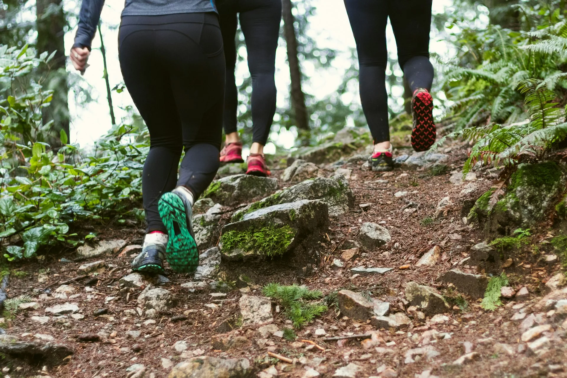 Läufer beim Training im Freien am Wochenende